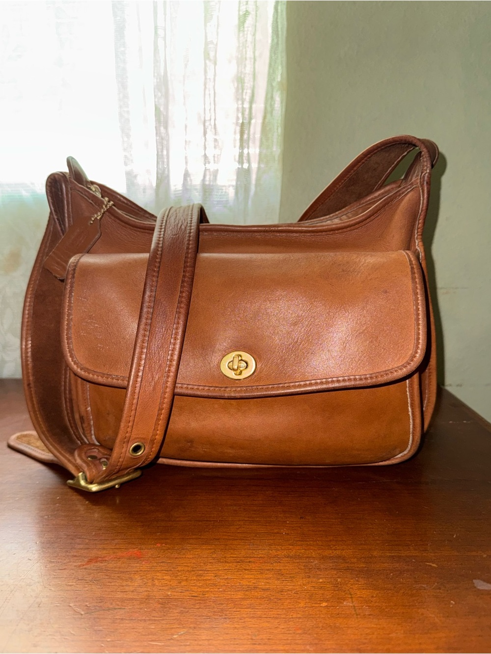 Coach Taft Vintage Crossbody Bag - Picture 2 of 12